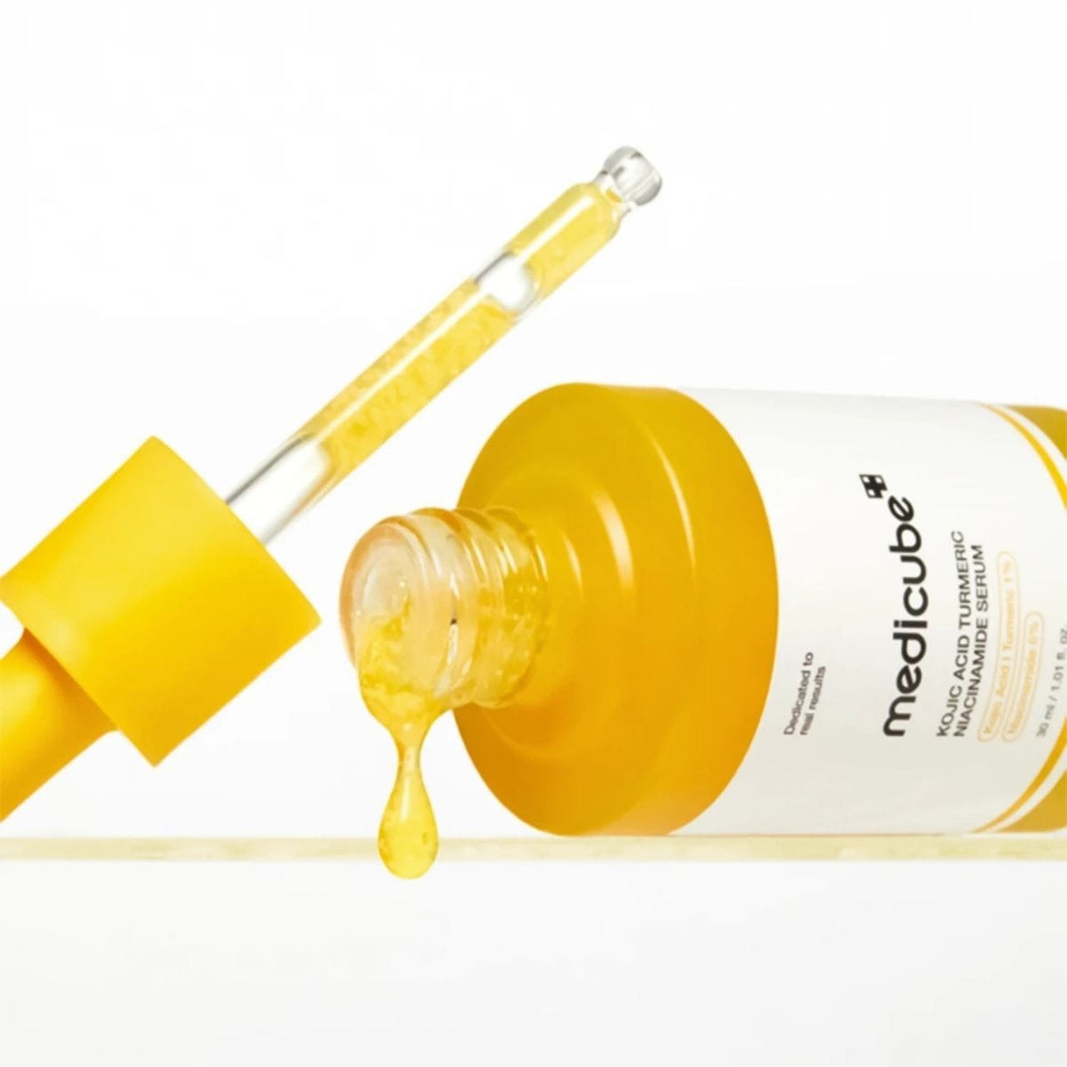Medicube Siero all’acido kojico, curcuma e niacinamide - 30 ml